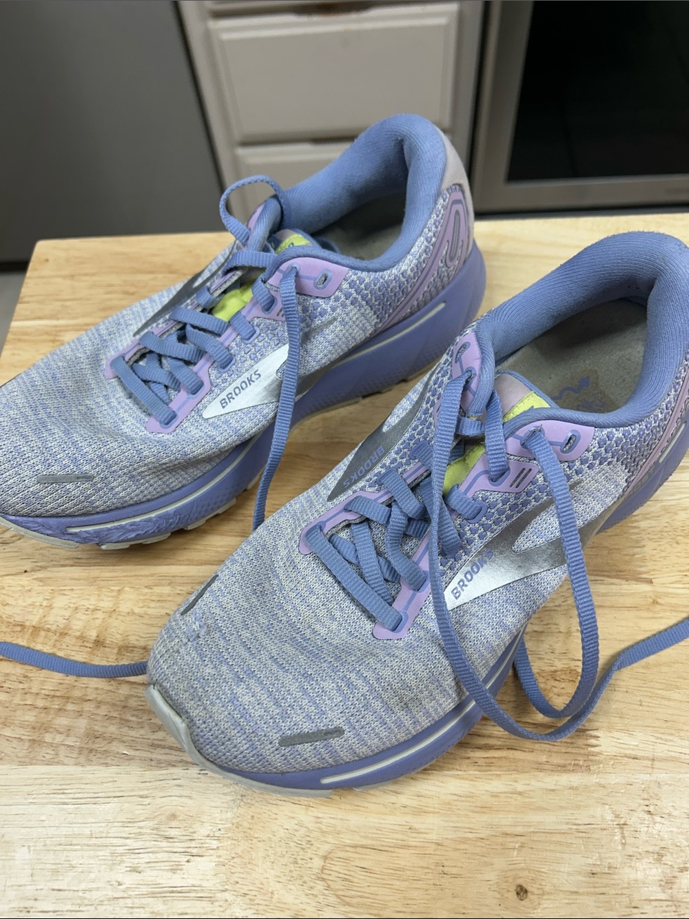 Brooks Women’s Lavender and Gray Running Shoes